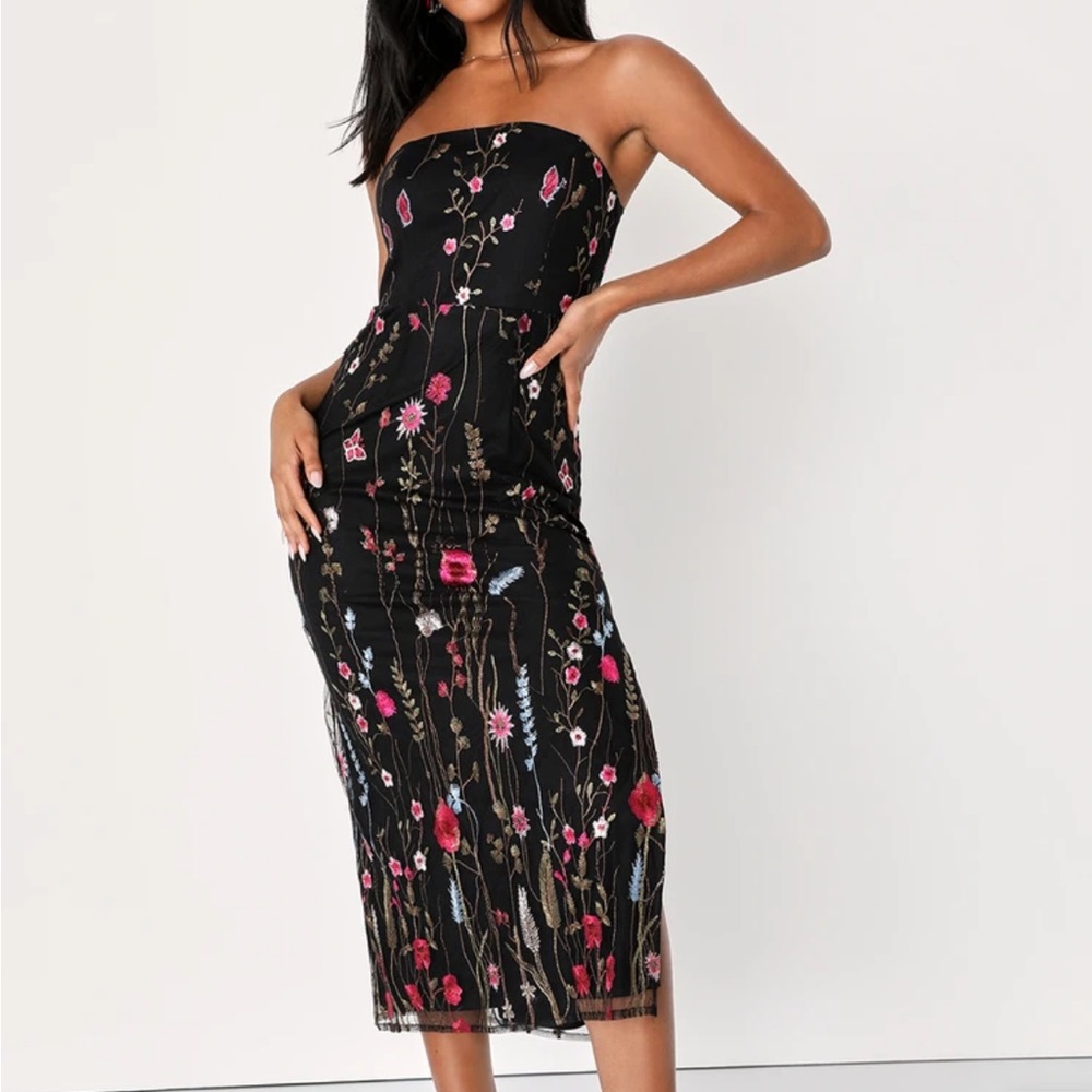 Brand new Lulus dress, with tags! (Don’t have any pics in it)